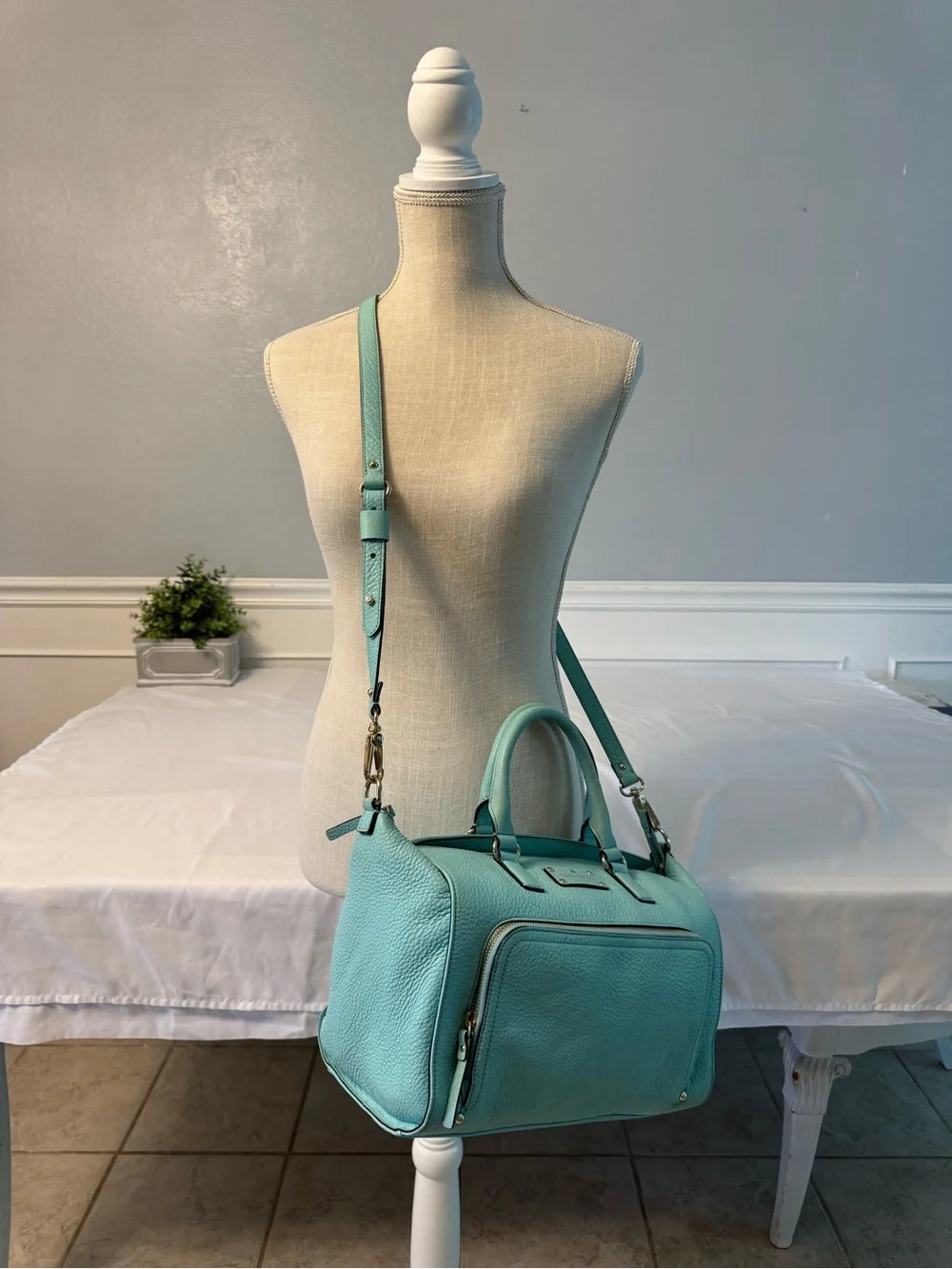 kate spade - Robins egg blue pebble leather shoulder bag with detachable strap